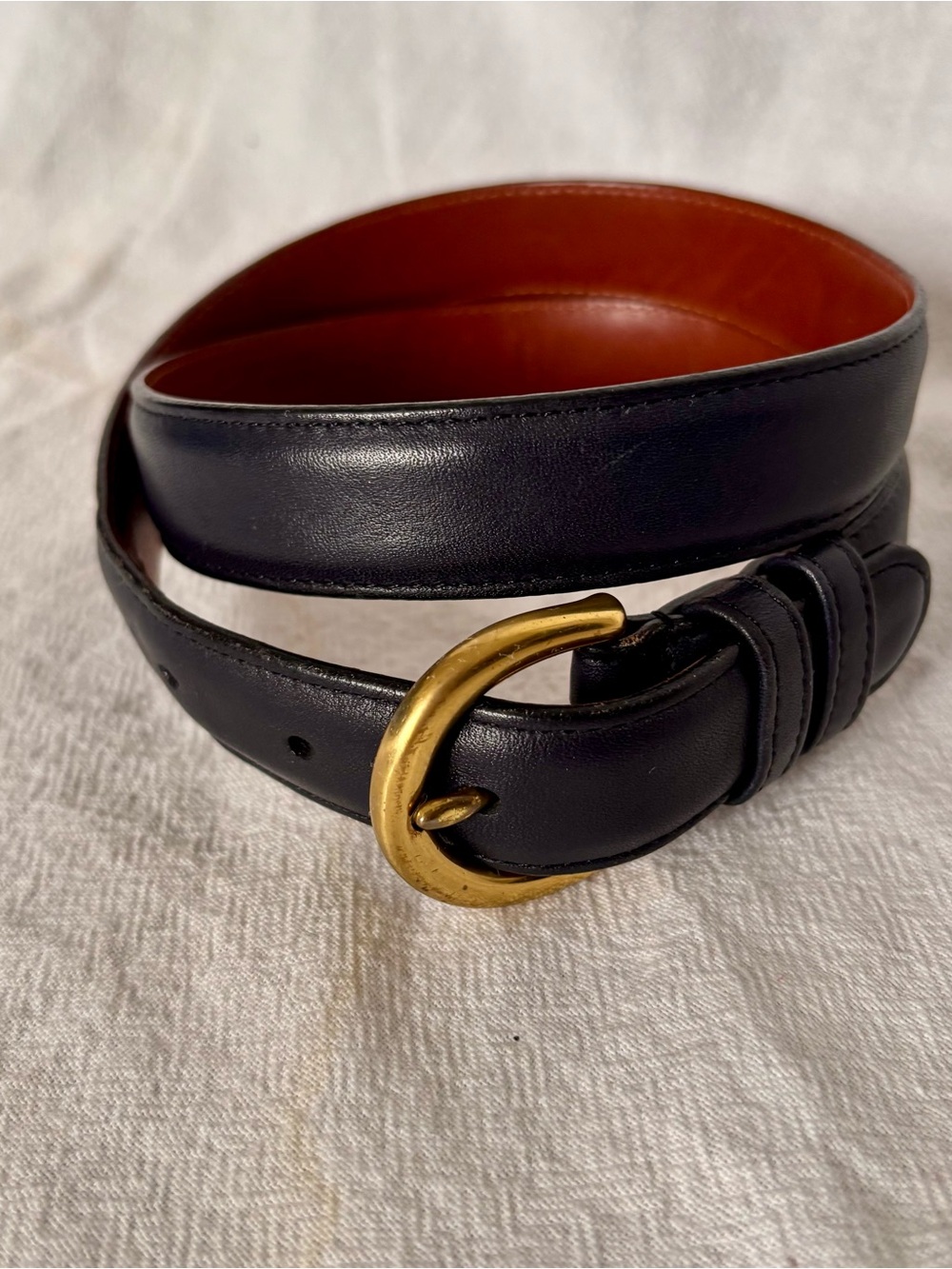 VTG 90’s Coach Navy Blue Leather Belt with Gold-Tone Crescent Buckle #8400